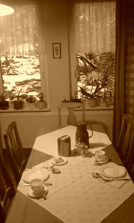 Cecey Vendeghaz Bed & Breakfast Егер Екстериор снимка